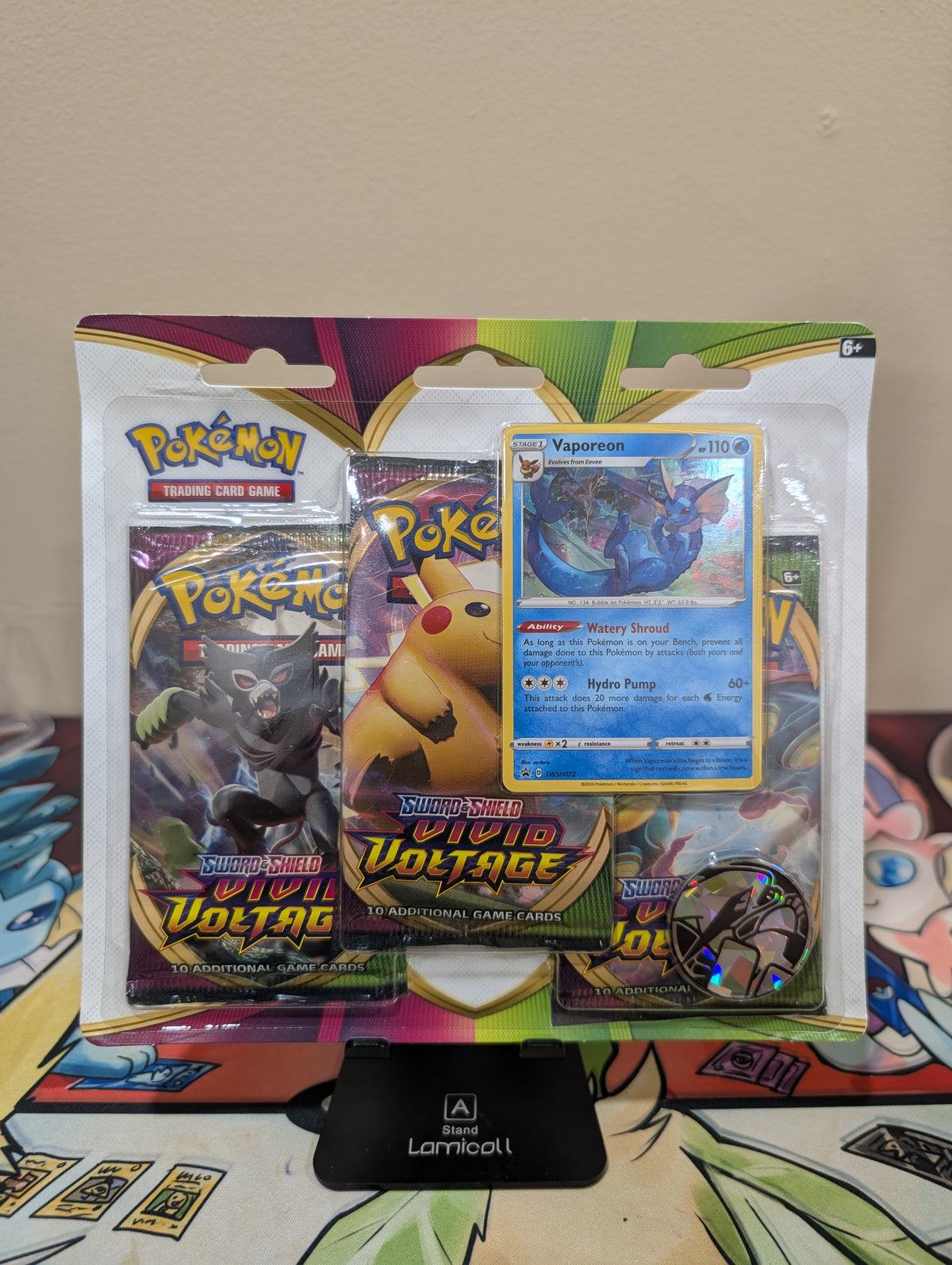 Vivid Voltage 3 Pack Blister [Vaporeon] - SWSH04: Vivid Voltage (SWSH04)